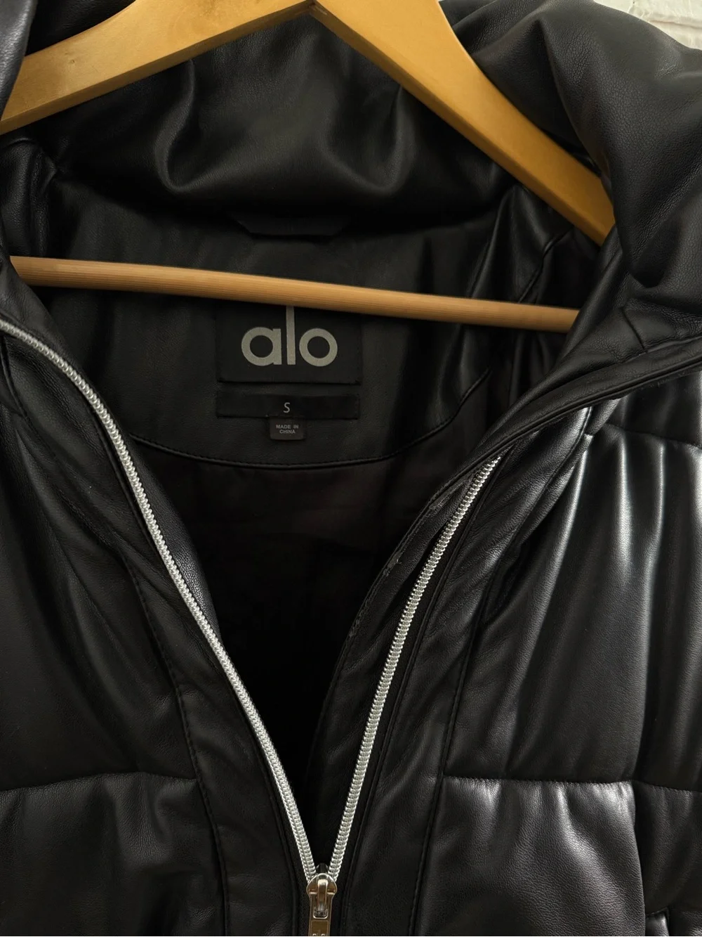 ALO Yoga good used